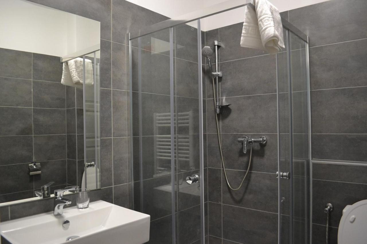 דברצן Fonix Design Rooms מראה חיצוני תמונה