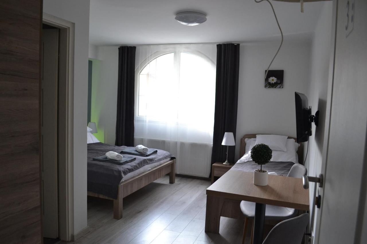 דברצן Fonix Design Rooms מראה חיצוני תמונה