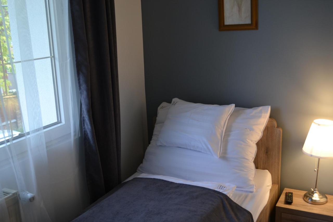דברצן Fonix Design Rooms מראה חיצוני תמונה