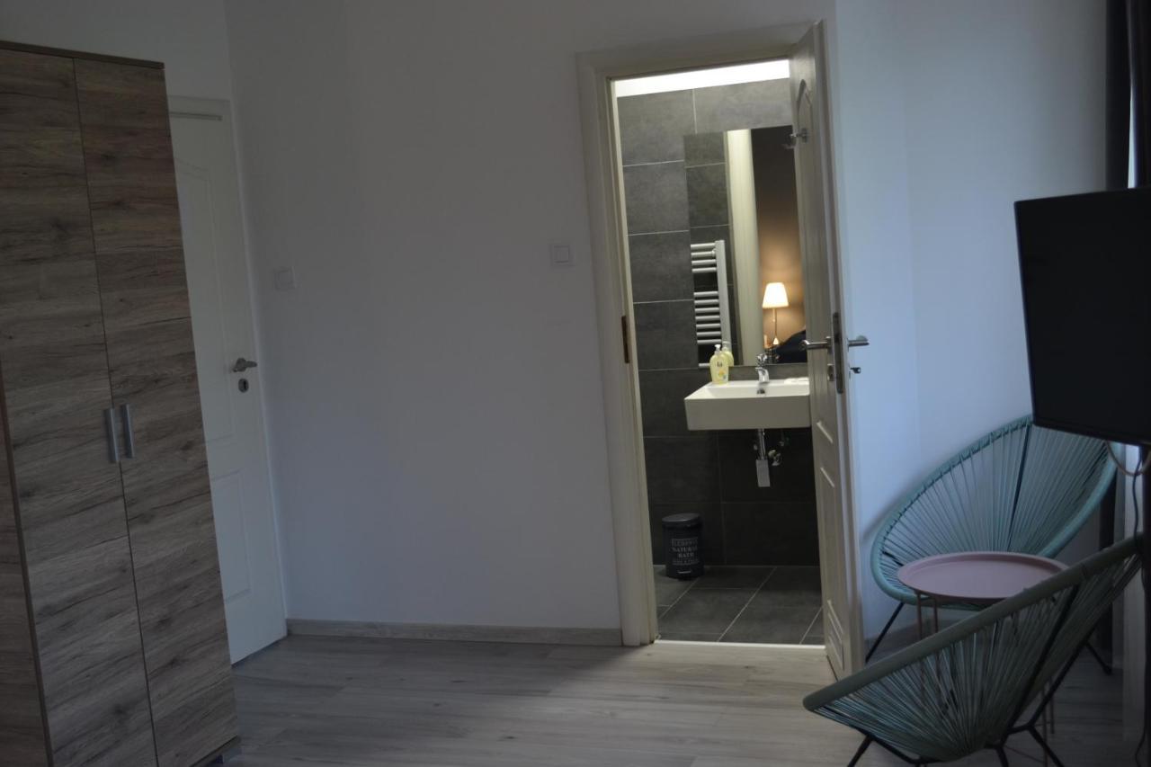 דברצן Fonix Design Rooms מראה חיצוני תמונה