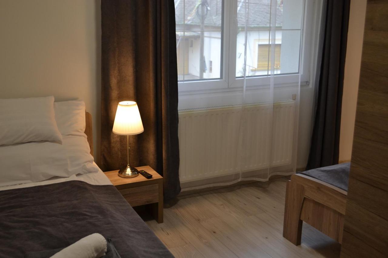 דברצן Fonix Design Rooms מראה חיצוני תמונה
