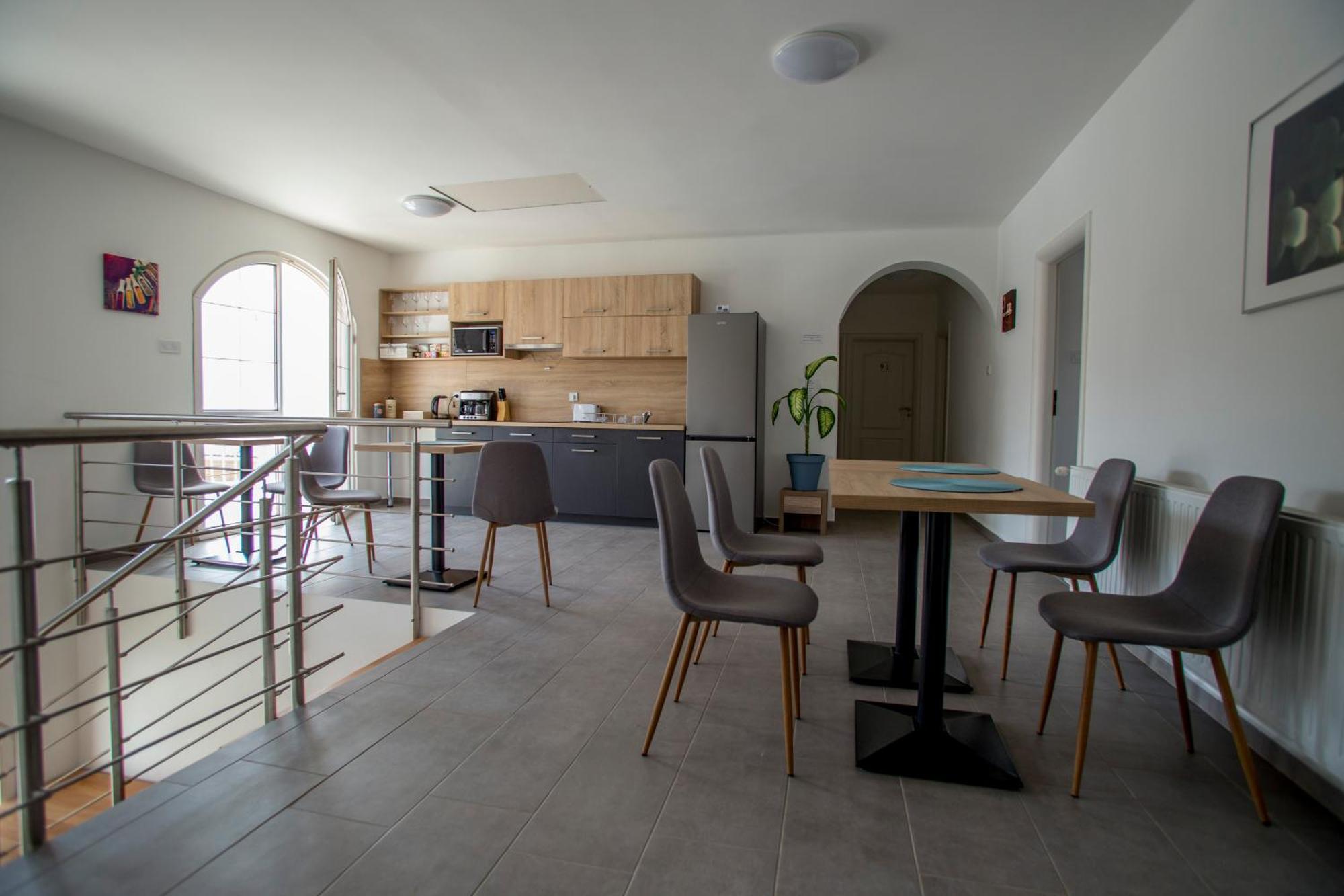 דברצן Fonix Design Rooms מראה חיצוני תמונה